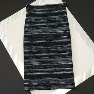 Nicole Miller Artelier Metallic Pencil Skirt SZ 2